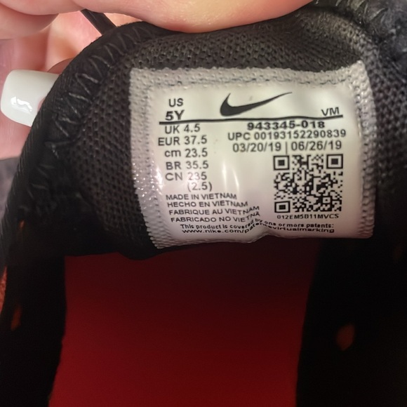 Nike air max 270 size 5Y hardly worn - Picture 5 of 5